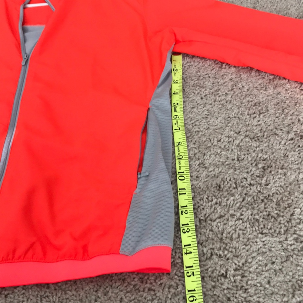 Adidas Light Weight jacket - Picture 5 of 8
